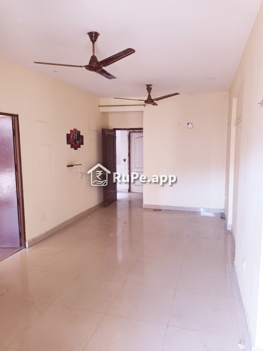 Bhk Apartment For Rent In Sector Faridabad Living Area