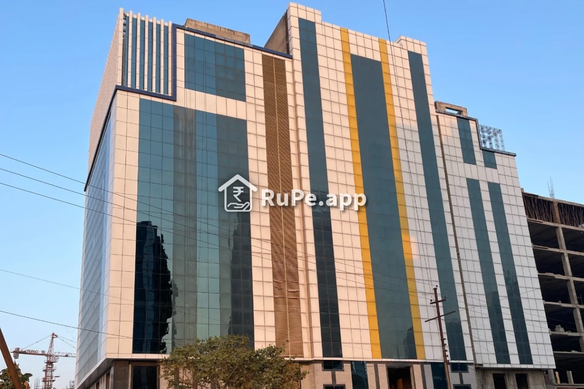 Lets%20connect%20coworking%20space%20sector%20136%20noida