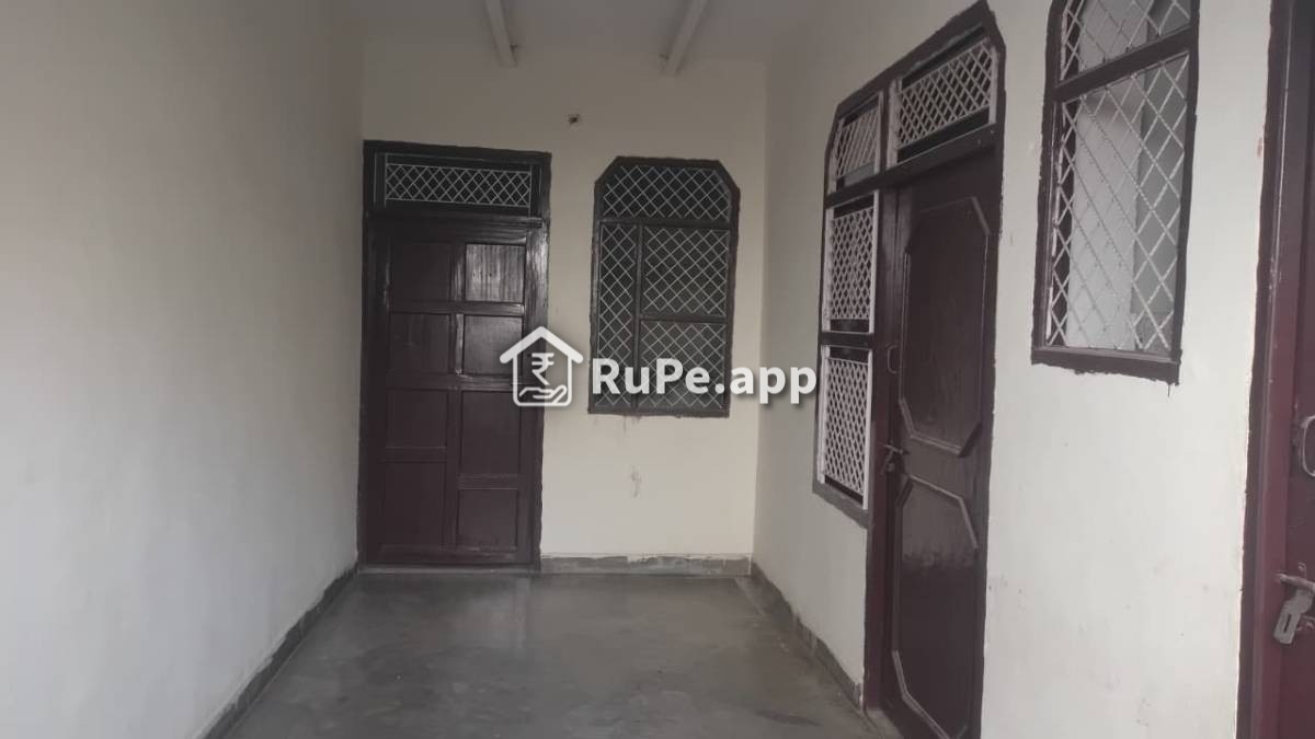 Living Area 2 Bhk Room Set For Rent In Yadav Colony Faridabad With Free Wifi
