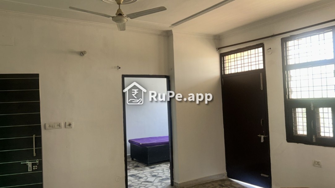 Main 1 Bhk Semi Furnished Floor For Rent Near Mg Road Metro Gurgaon Main 1 Bhk Semi Furnished Floor For Rent Near Mg Road Metro Gurgaon