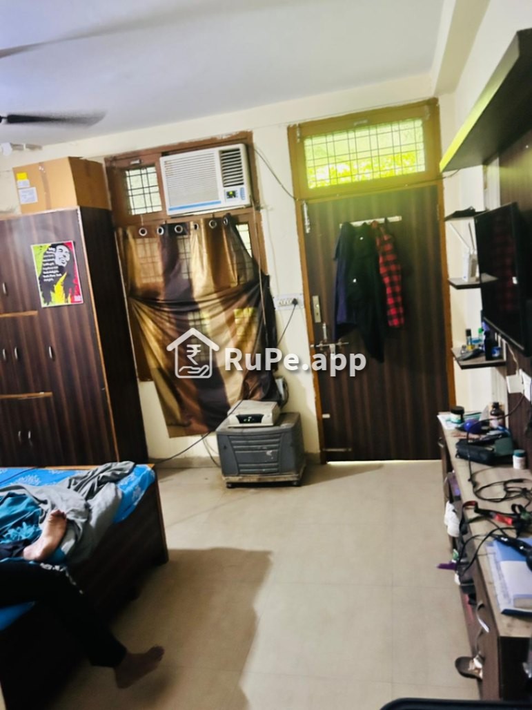 Bedroom Female Flatmate Needed In Fully Furnished 2 Bhk Near Cyber City Gurgaon Bedroom Female Flatmate Needed In Fully Furnished 2 Bhk Near Cyber City Gurgaon