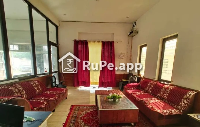Drawing Room In 1bhk Flat For Rent Faridabad Shahpur Khan Village Img 4