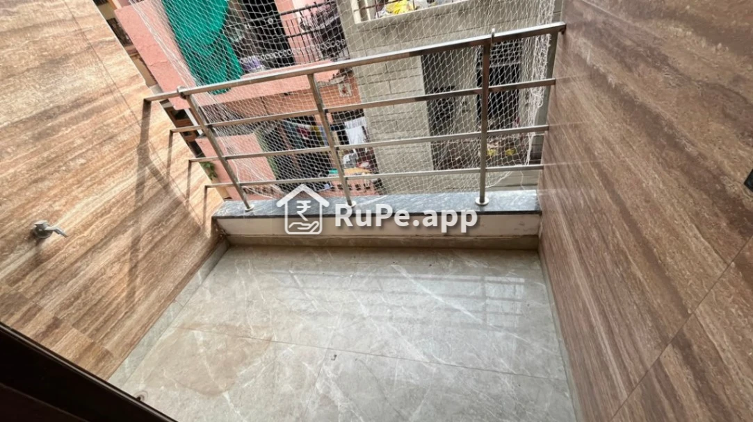 Balcony Of 3bhk Flat For Rent Gurugram Subhash Nagar Img 1 Balcony Of 3bhk Flat For Rent Gurugram Subhash Nagar Img 1