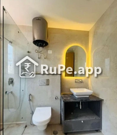 Bathroom In 1bhk Apartment For Rent Gurugram Sector 48 Img 1