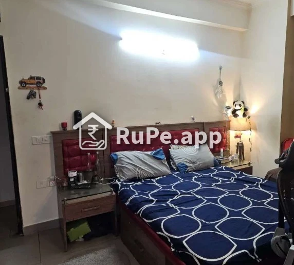 Master Bedroom In Flatmates Noida Sector 78 Img 1 Master Bedroom In Flatmates Noida Sector 78 Img 1